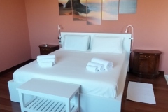 1_1000028068